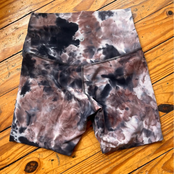 lululemon align shorts size 2 diamond dye black - Picture 2 of 2